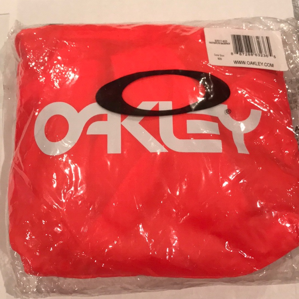 Oakley Factory Lite Backpack in Coral Glow